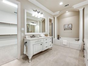 632  Rockingham Drive , Irving Texas 75063