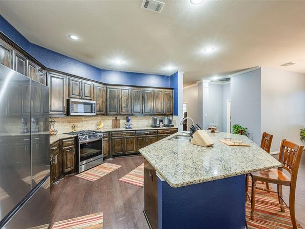 6920  Kingdom Estates Drive , Dallas Texas 75236