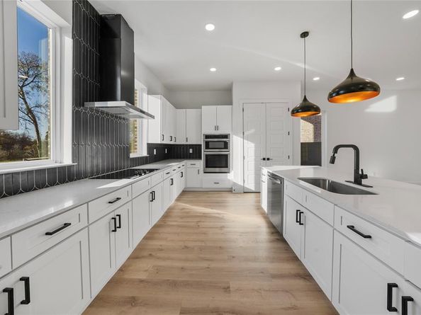 2117  Oak Haven Court , Garland Texas 75044