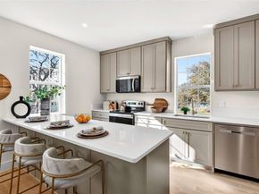 435 W 9th Street , Dallas Texas 75208