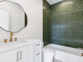 435 W 9th Street , Dallas Texas 75208