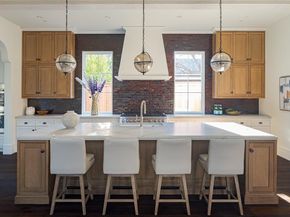 4509  Pomona  , Dallas Texas 75209