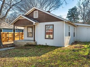 2522 W Clarendon Drive , Dallas Texas 75211