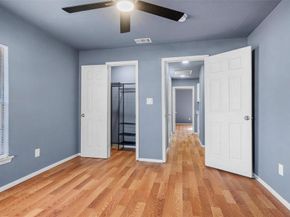 2522 W Clarendon Drive , Dallas Texas 75211