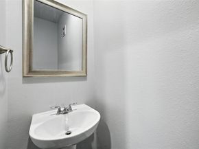 4414  Cedar Springs Road  124, Dallas Texas 75219