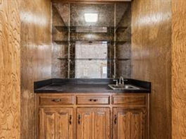 1702  Paisley Drive , Arlington Texas 76015