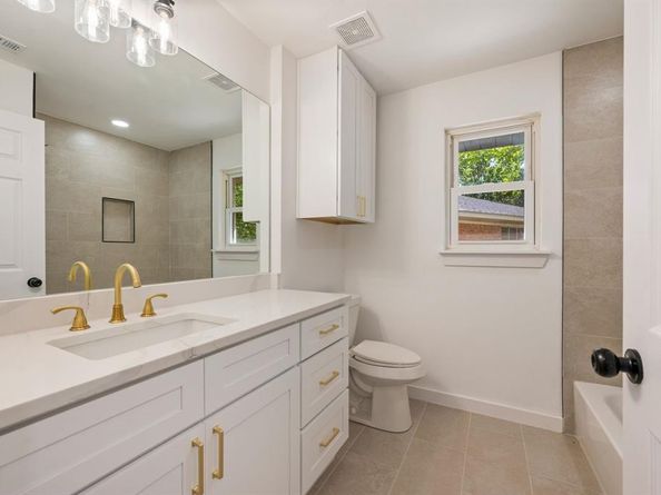 9916  Cloister Drive , Dallas Texas 75228