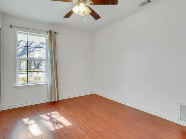 1429  Archery Lane , Garland Texas 75044