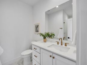 7207  Gaston Avenue  1006, Dallas Texas 75206