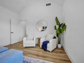 7207  Gaston Avenue  1006, Dallas Texas 75206