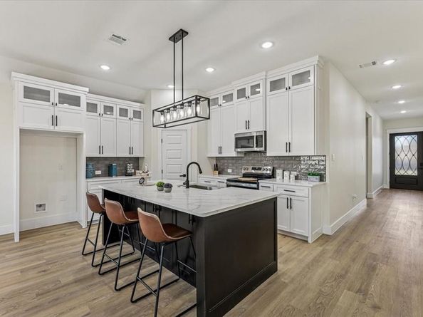 8808  Flying Ranch Road , Fort Worth Texas 76134