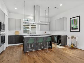 3048  Chimes Street , Dallas Texas 75219