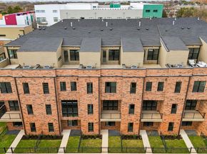 3048  Chimes Street , Dallas Texas 75219