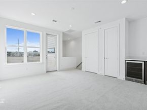 3048  Chimes Street , Dallas Texas 75219