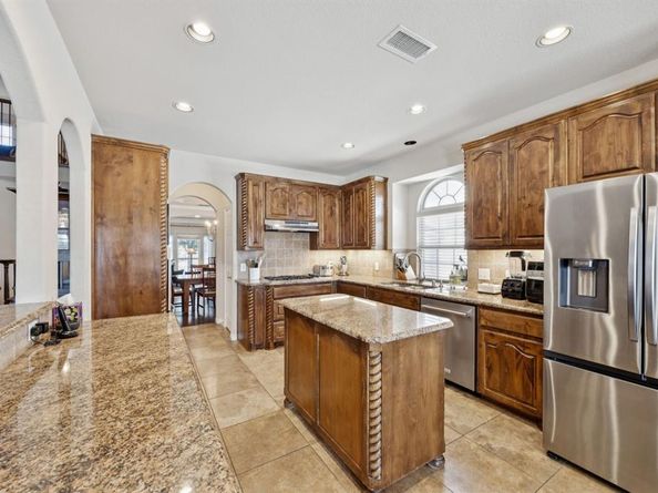 6308  Lakecrest Drive , Sachse Texas 75048