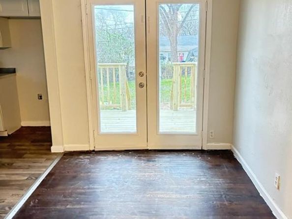 822  Oak Street , Grand Prairie Texas 75050