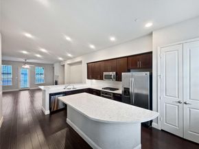 573 W Royal Lane , Irving Texas 75039