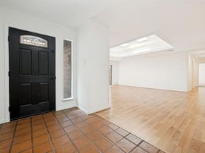 3316  Courtyard Place , Farmers Branch Texas 75234
