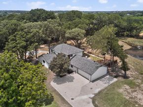 150 S Woodland Trail , Double Oak Texas 75077