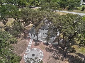 150 S Woodland Trail , Double Oak Texas 75077