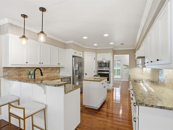 3812  Lands End Street , Fort Worth Texas 76109