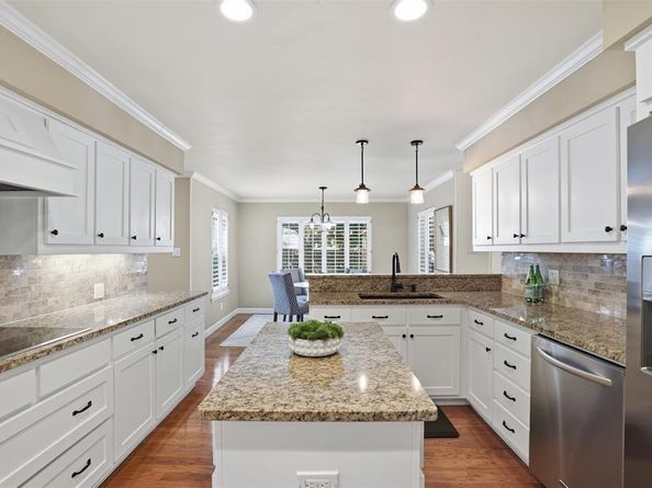 3812  Lands End Street , Fort Worth Texas 76109