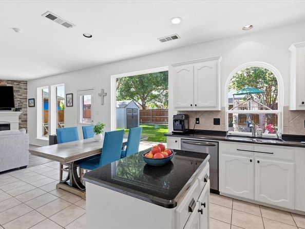 3737  Brandywine Lane , Fort Worth Texas 76244