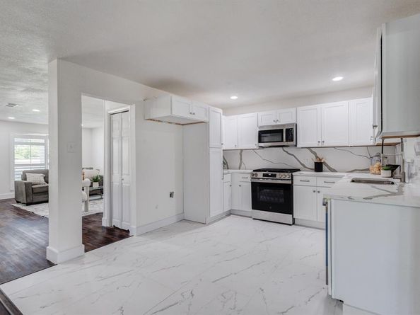 7816  Claremont Drive , Dallas Texas 75228