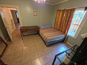 903  Cameron Avenue , Dallas Texas 75223