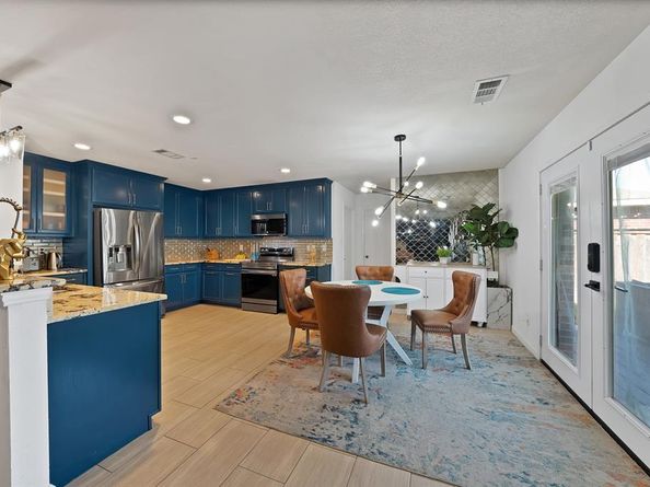 2827  Grandview Drive , Grand Prairie Texas 75052