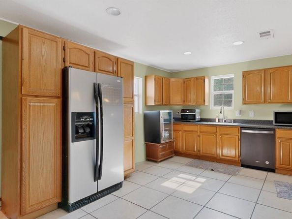 2238  Sussex Drive , Garland Texas 75041