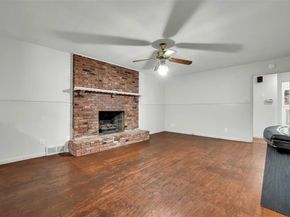 617  Ranier Circle , Garland Texas 75041