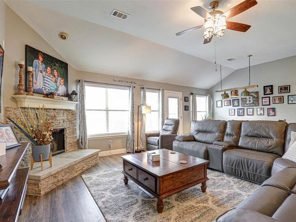 544  Bent Oak Drive , Fort Worth Texas 76131