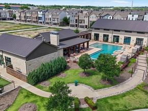 2506  El Camino Lane , Dallas Texas 75212