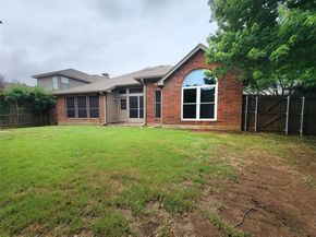1604  Knoll Ridge Circle , Corinth Texas 76210