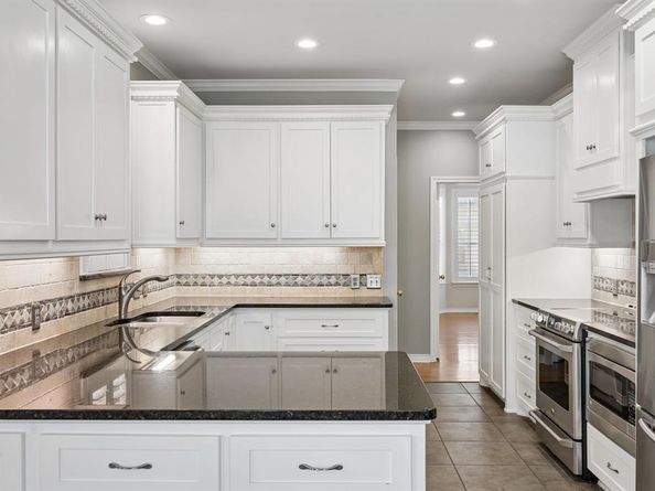 3323  Shellbrook Court , Arlington Texas 76016