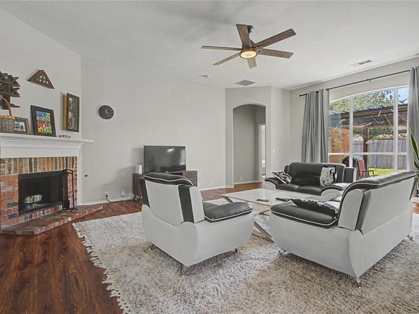 1020  Wagon Trail Drive , Little Elm Texas 75068