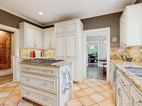 712  Lipscomb Avenue , Dallas Texas 75214
