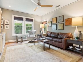 712  Lipscomb Avenue , Dallas Texas 75214