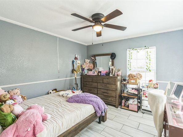5094 E Mckinney Street , Denton Texas 76208