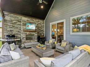 1020  Ivy Lane , Rockwall Texas 75087