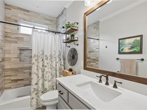 1020  Ivy Lane , Rockwall Texas 75087