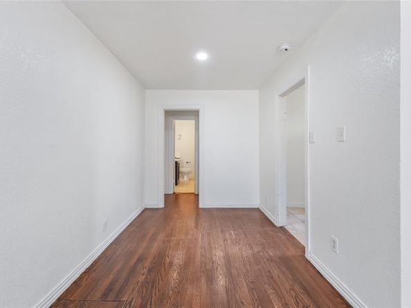 2404-2406  Colony Court , Dallas Texas 75235