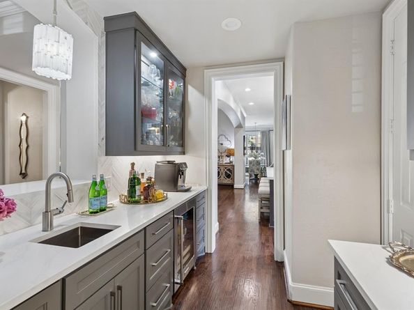 5880  Shady Oaks Drive , Frisco Texas 75034