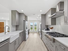 1909 W Red Bird Lane , Dallas Texas 75232