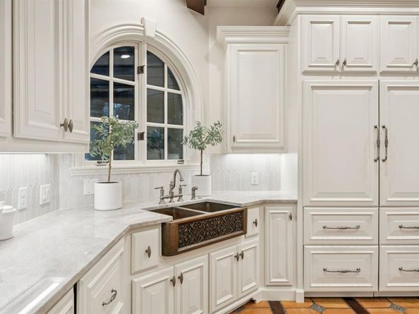 1900  Shady Oaks Drive , Southlake Texas 76092