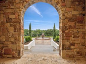 1900  Shady Oaks Drive , Southlake Texas 76092
