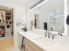 4036  Rochelle Drive , Dallas Texas 75220