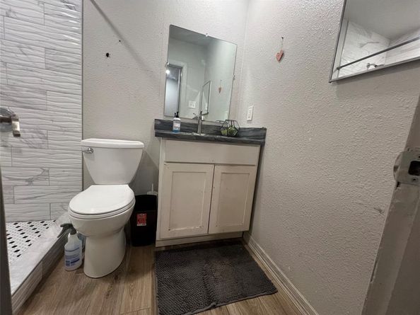 8810  Eldon Drive , Dallas Texas 75217