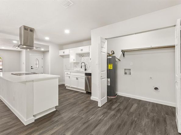 7616  Woodfield Road , Fort Worth Texas 76112